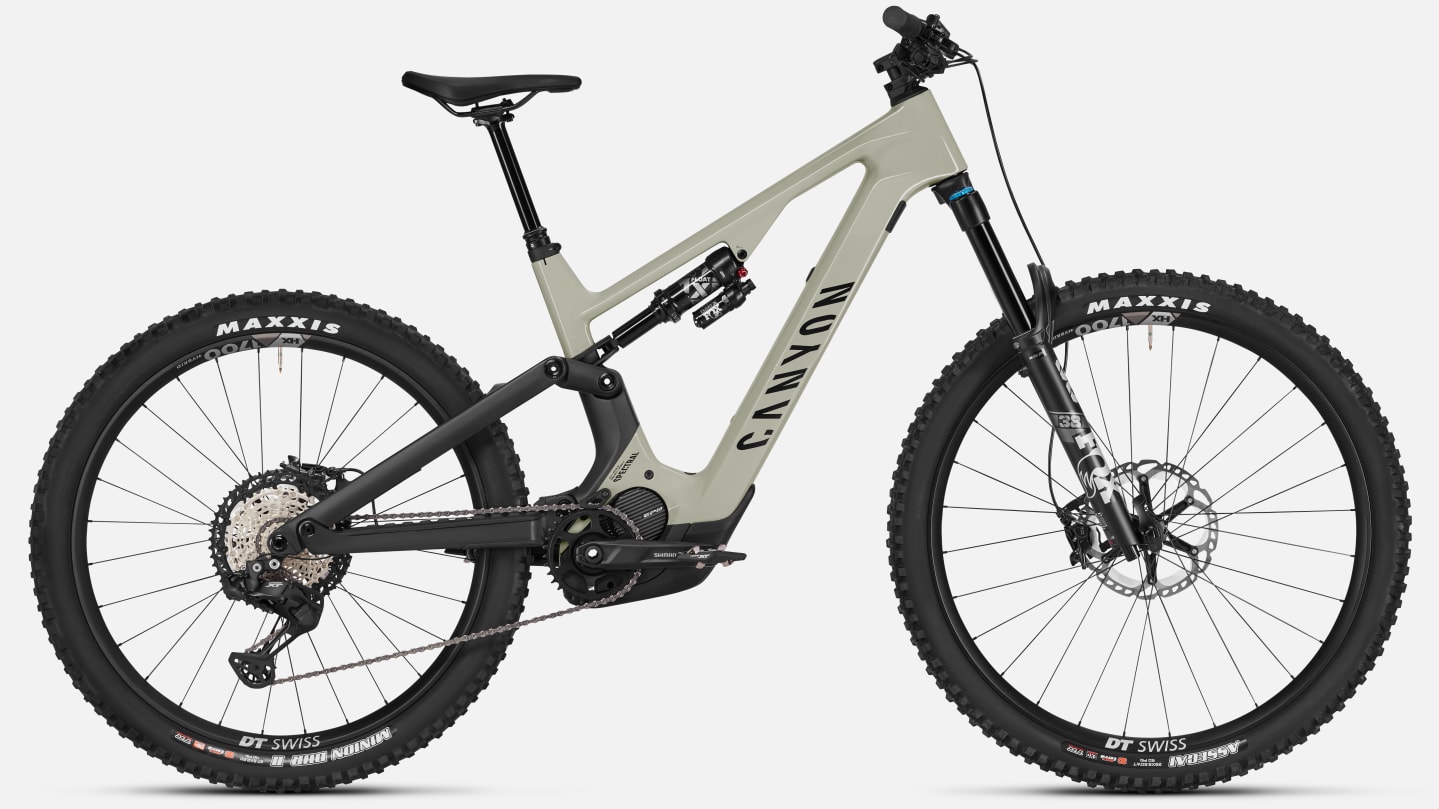 Canyon Spectral:ON CF 9 Di2 Close to Green