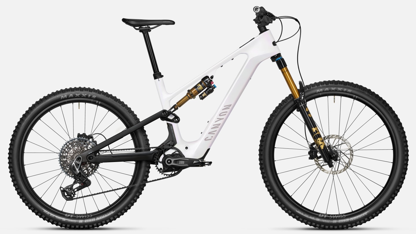 Canyon Spectral:ON CF 9 AXS Supernova White